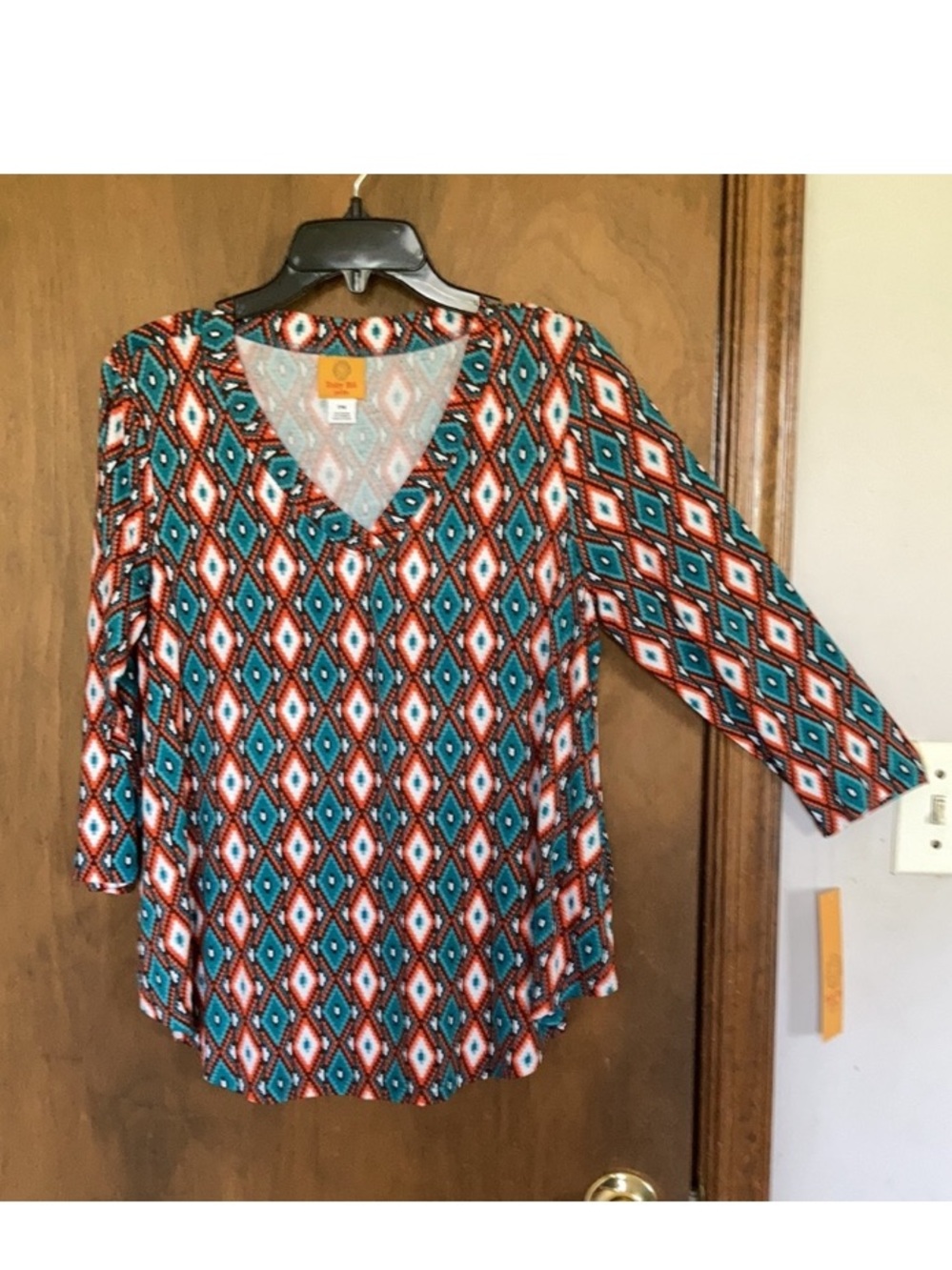 Ruby Rd top Aztec like print soft material v neck shirt w stretch boho MP - Picture 1 of 17